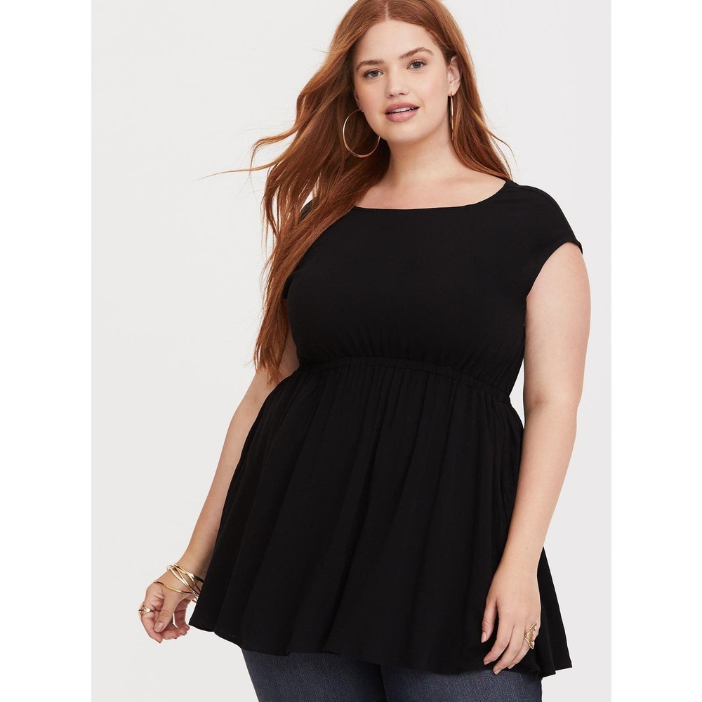 Torrid babydoll scoop neck tunic top